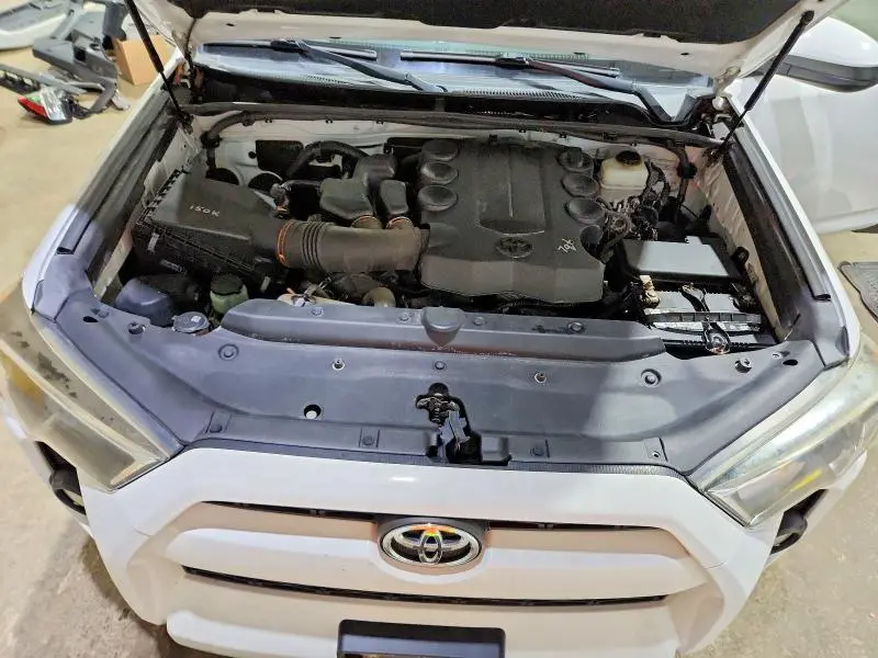 2015 TOYOTA 4RUNNER SR5  