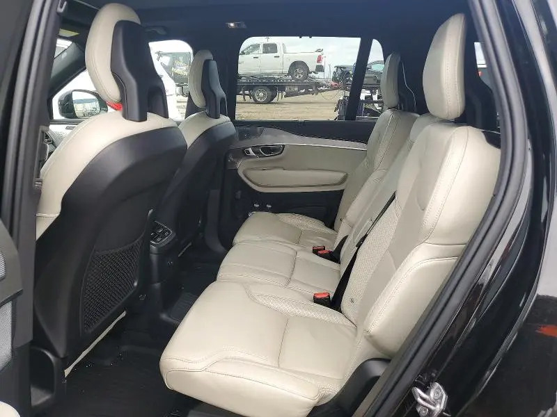 2022 VOLVO XC90 T8 RECHARGE R-DESIGN  