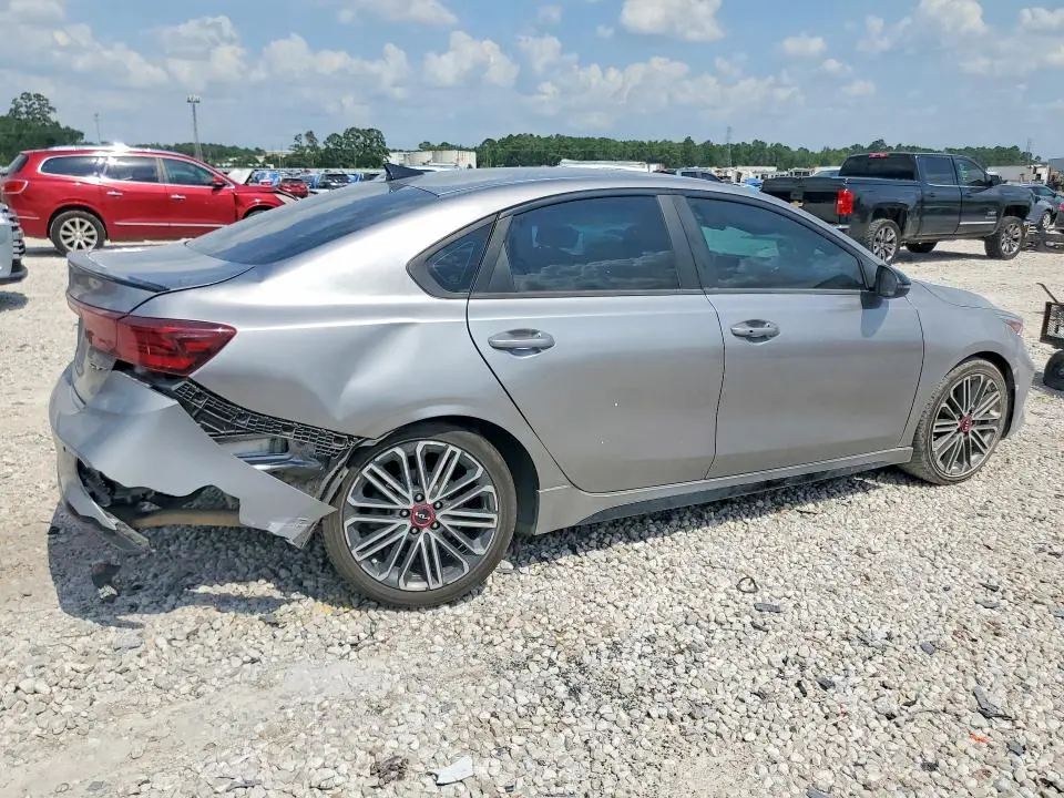 2023 KIA FORTE GT  