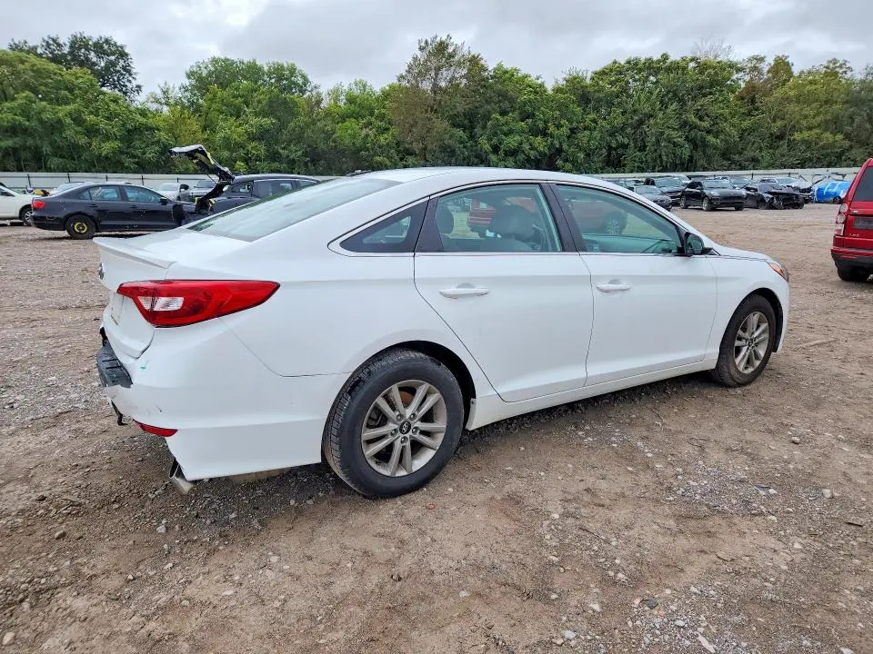 2017 HYUNDAI SONATA SE  