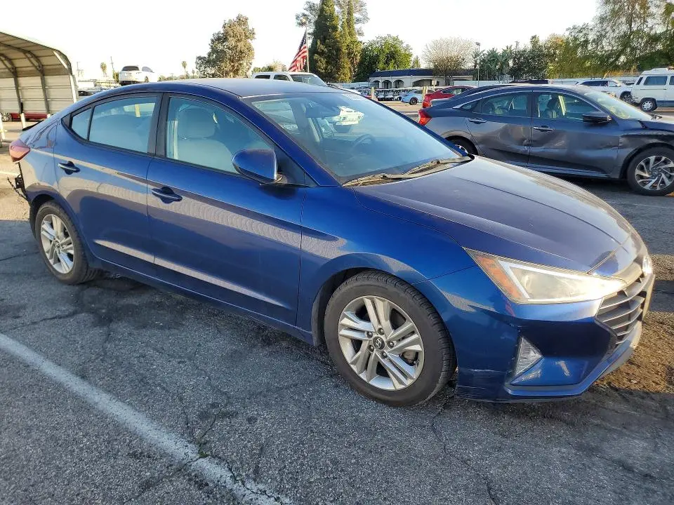 2019 HYUNDAI ELANTRA SEL  