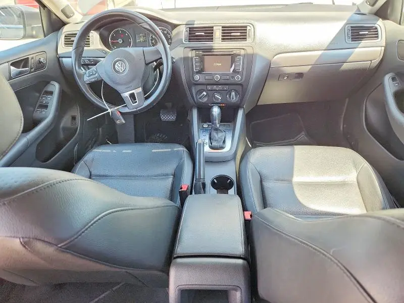 2013 VOLKSWAGEN JETTA TDI  