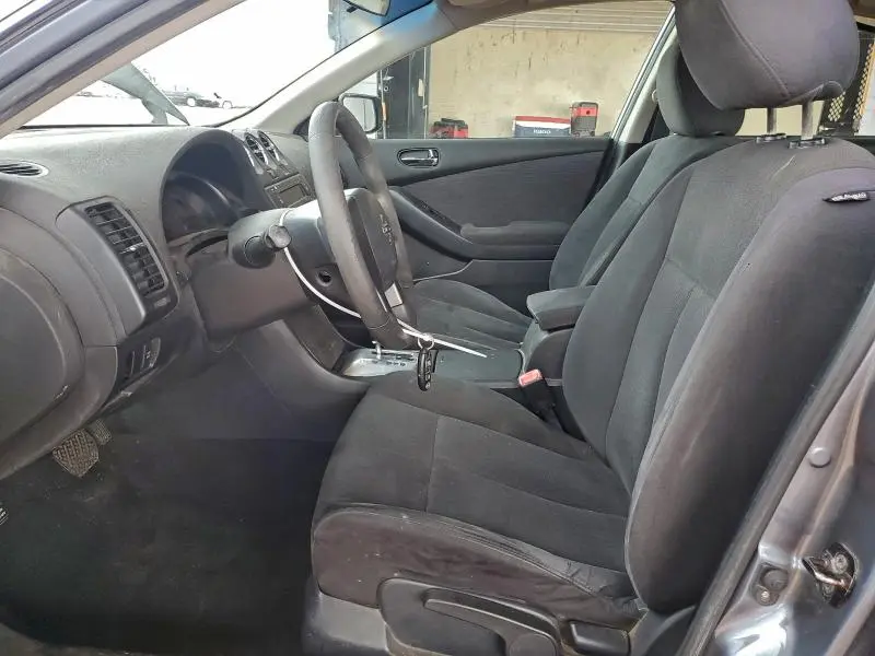 2010 NISSAN ALTIMA BASE  