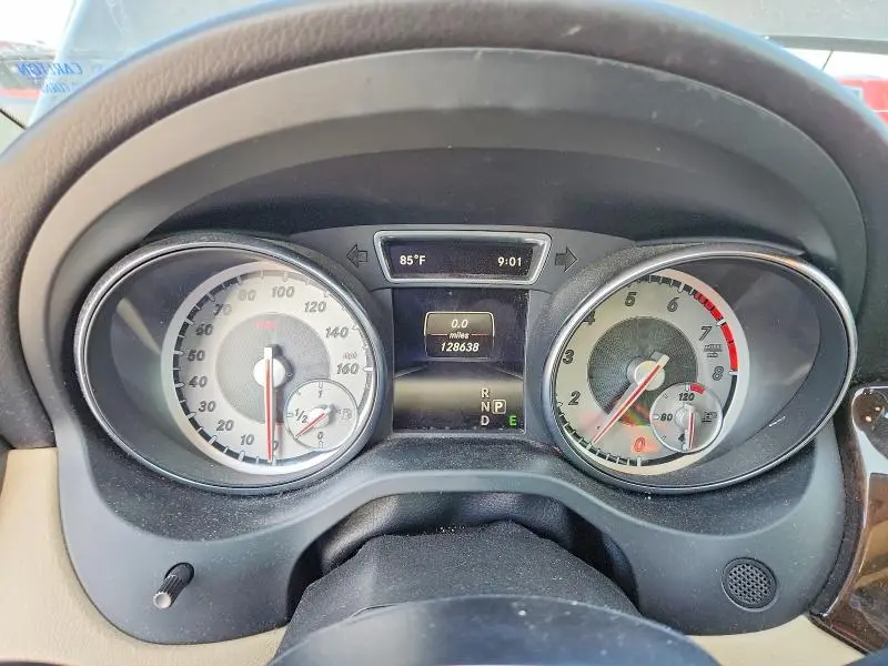 2015 MERCEDES-BENZ GLA 250  
