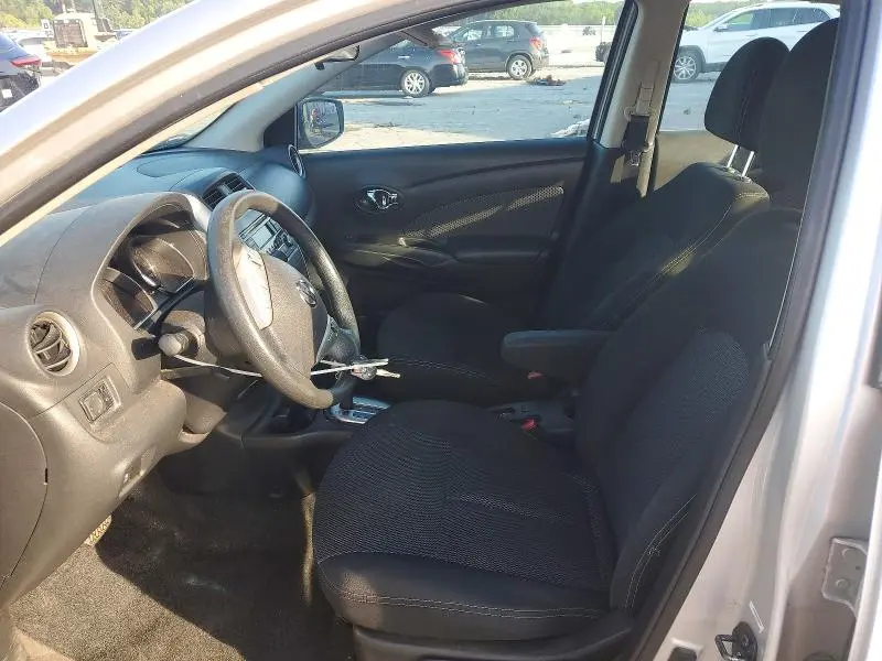 2015 NISSAN VERSA 1.6 SV  