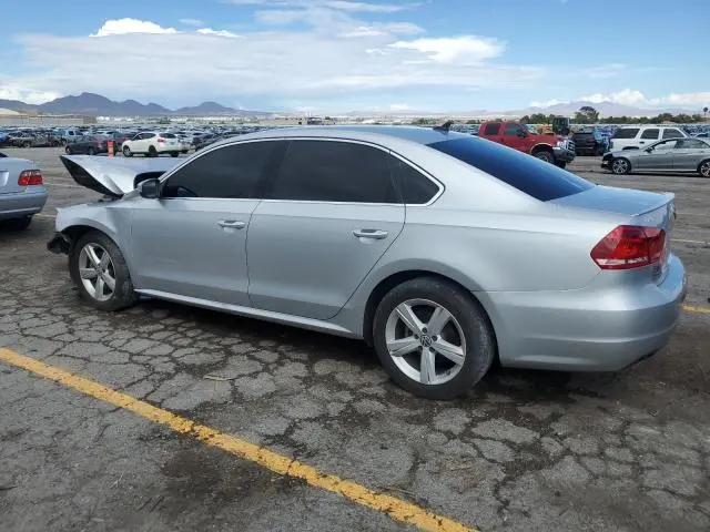 2013 VOLKSWAGEN PASSAT SE  