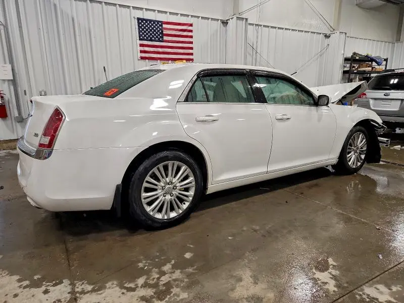 2013 CHRYSLER 300   