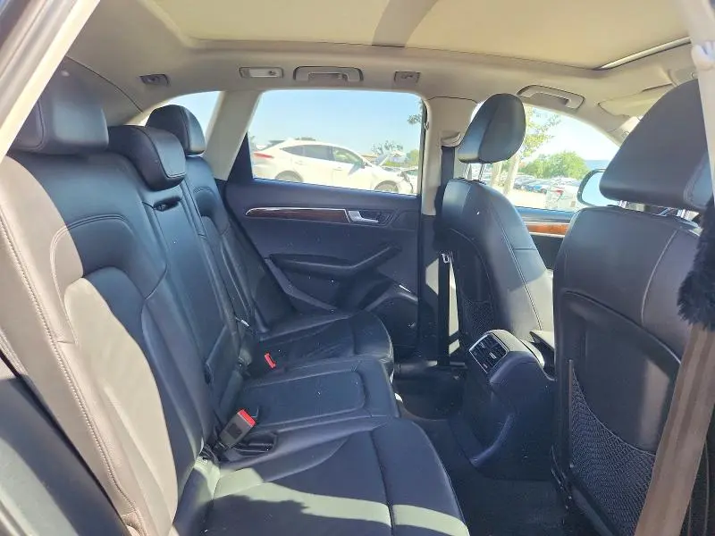 2011 AUDI Q5 PREMIUM PLUS  