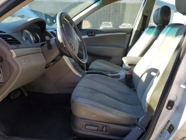 2010 HYUNDAI SONATA SE  