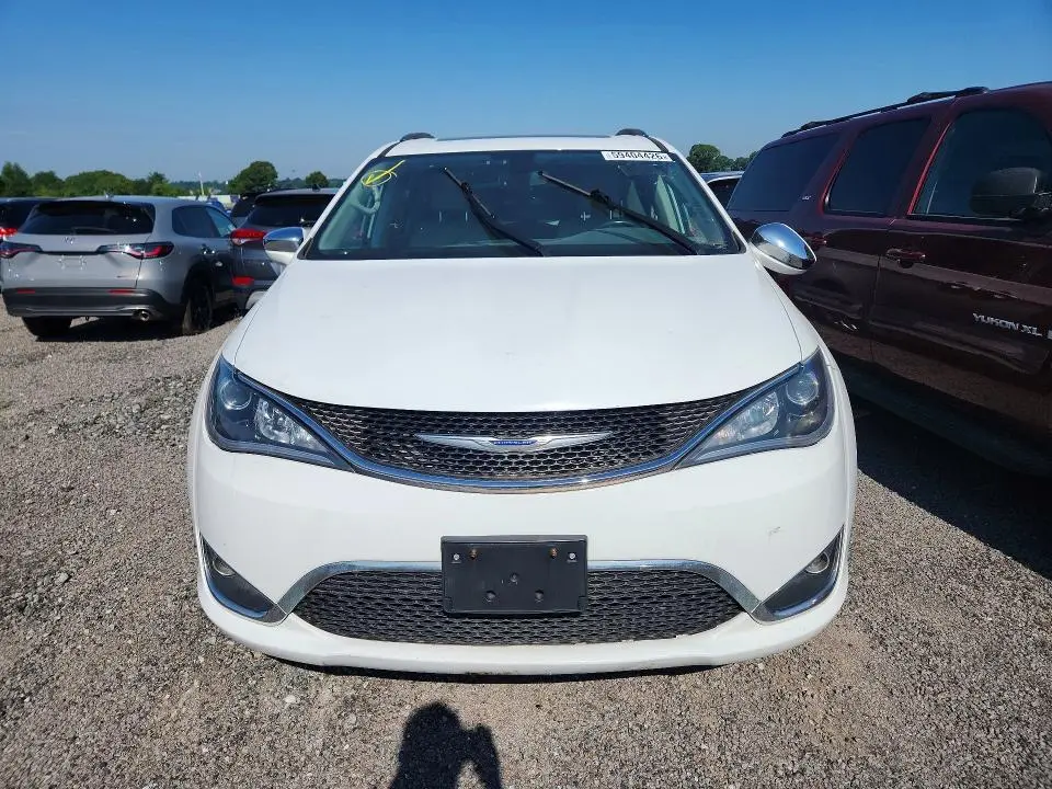 2020 CHRYSLER PACIFICA LIMITED  