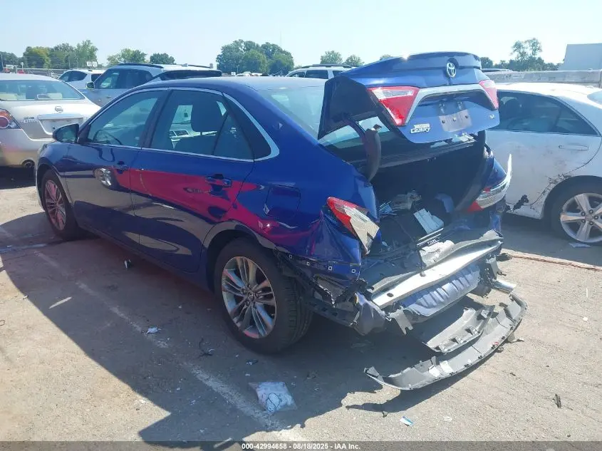 2016 TOYOTA CAMRY SE