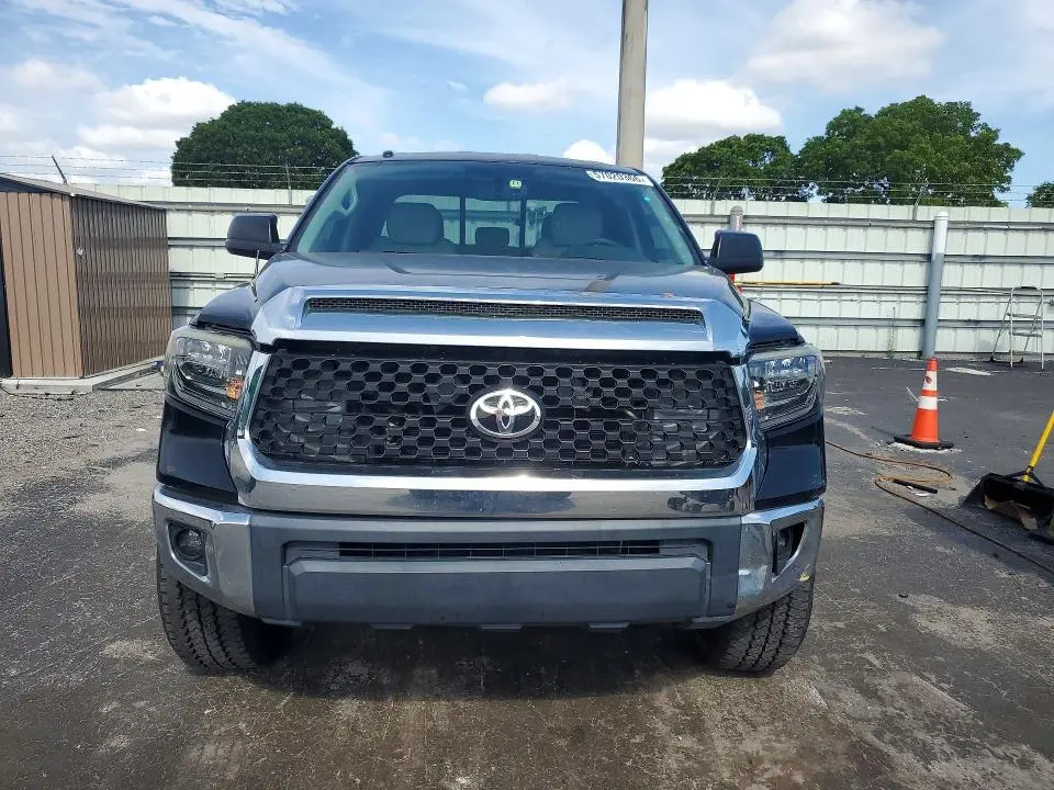 2015 TOYOTA TUNDRA SR5  