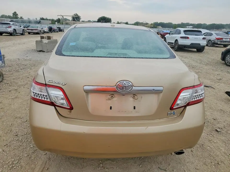 2010 TOYOTA CAMRY HYBRID  