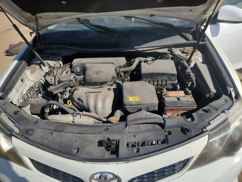 2012 TOYOTA CAMRY SE  