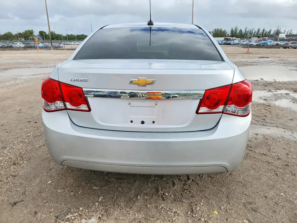 2015 CHEVROLET CRUZE LS  