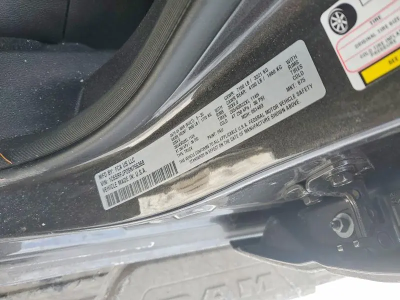 2025 RAM 1500 LARAMIE  