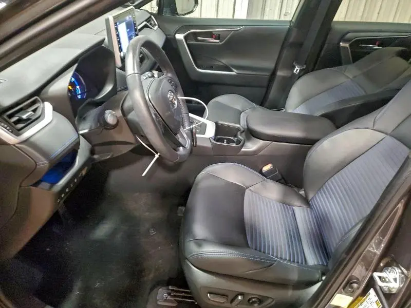 2022 TOYOTA RAV4 XSE  