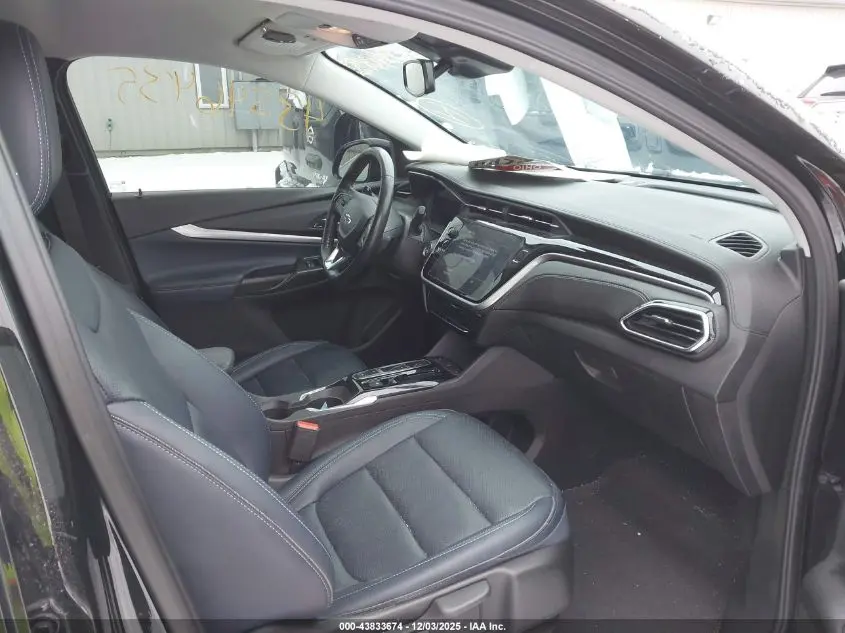 2022 CHEVROLET BOLT EUV FWD LT