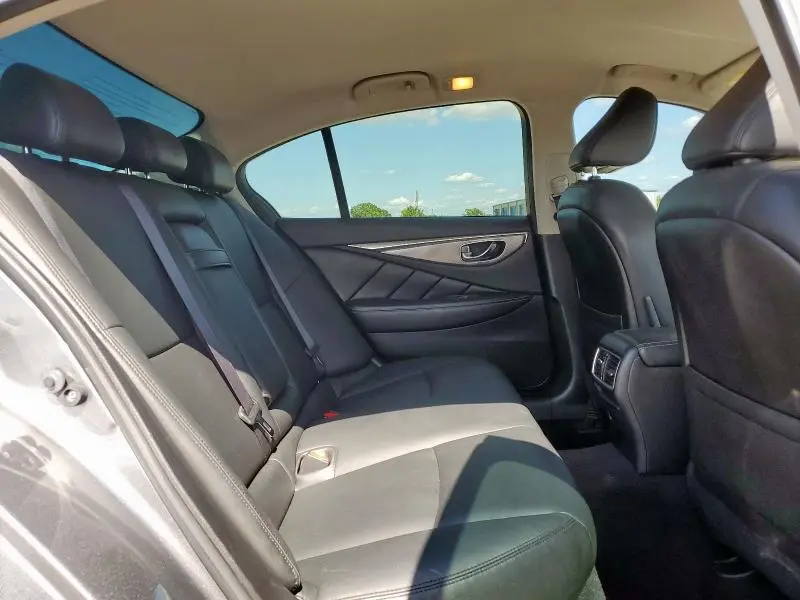 2015 INFINITI Q50 BASE  