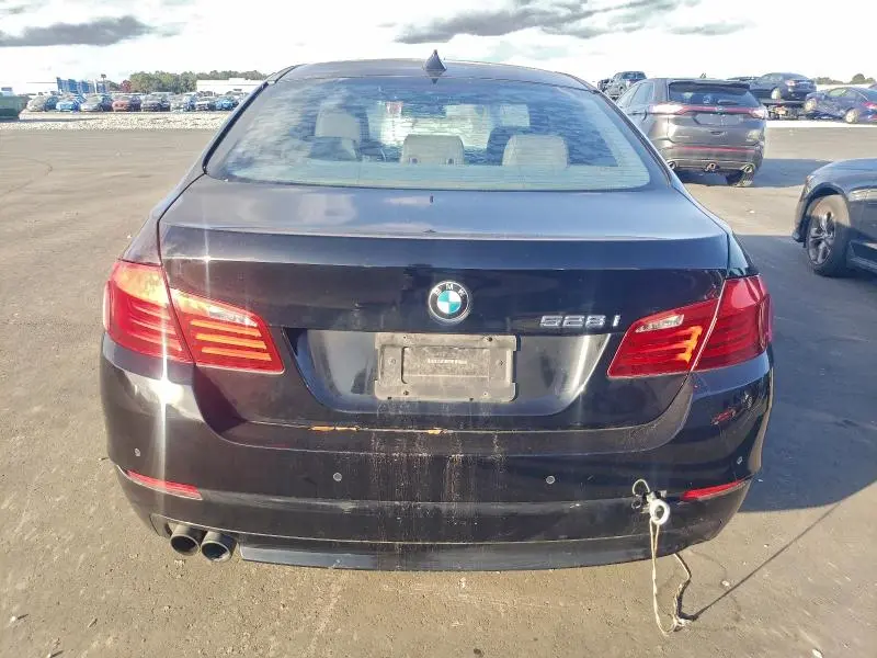 2011 BMW 528 I  