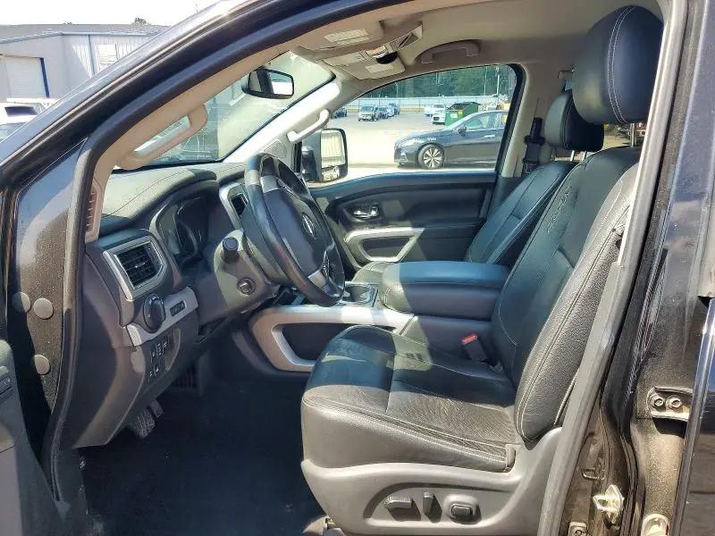 2018 NISSAN TITAN PRO-4X  