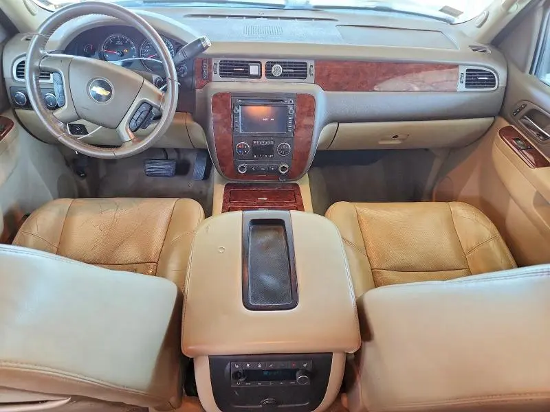 2011 CHEVROLET SUBURBAN K1500 LTZ  