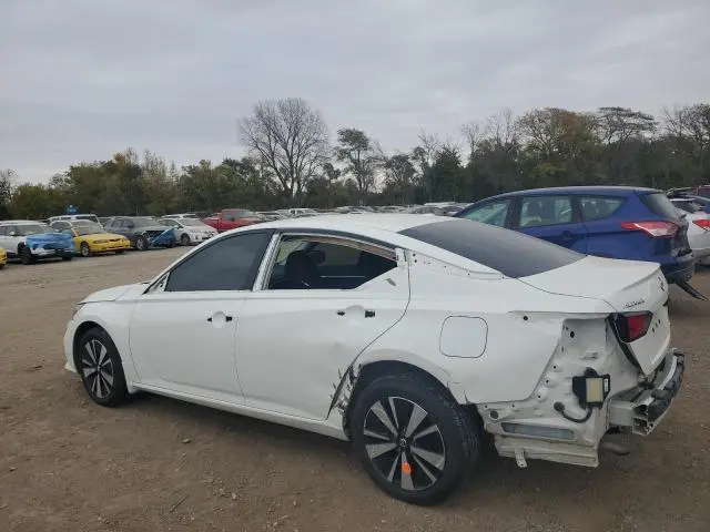 2021 NISSAN ALTIMA SV  