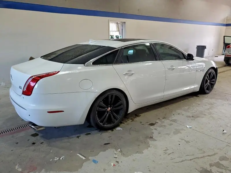2015 JAGUAR XJL PORTFOLIO  