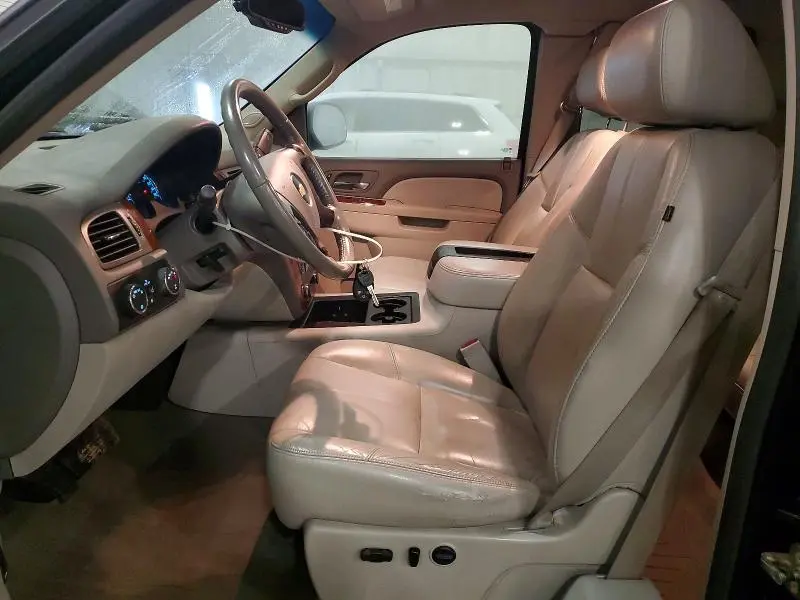2011 CHEVROLET SILVERADO K1500 LTZ  
