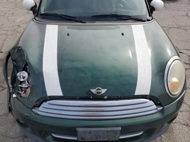 2011 MINI COOPER   