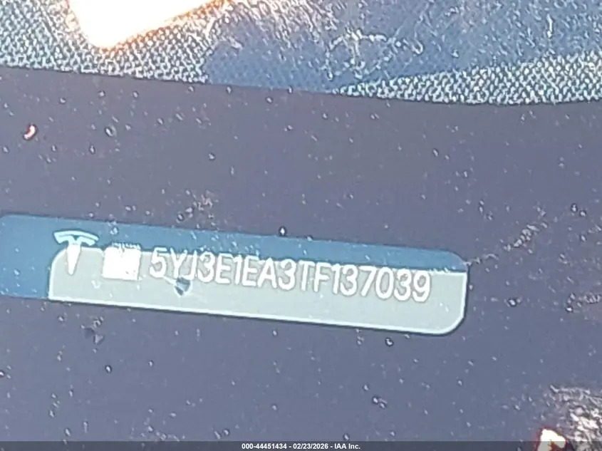 2026 TESLA MODEL 3 PREMIUM REAR-WHEEL DRIVE/STANDARD REAR-WHEEL DRIVE