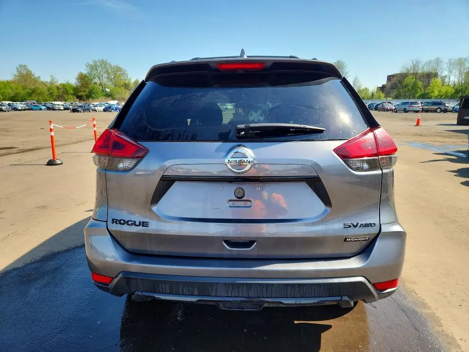 2018 NISSAN ROGUE SV  