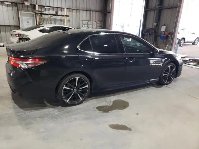 2018 TOYOTA CAMRY XSE  