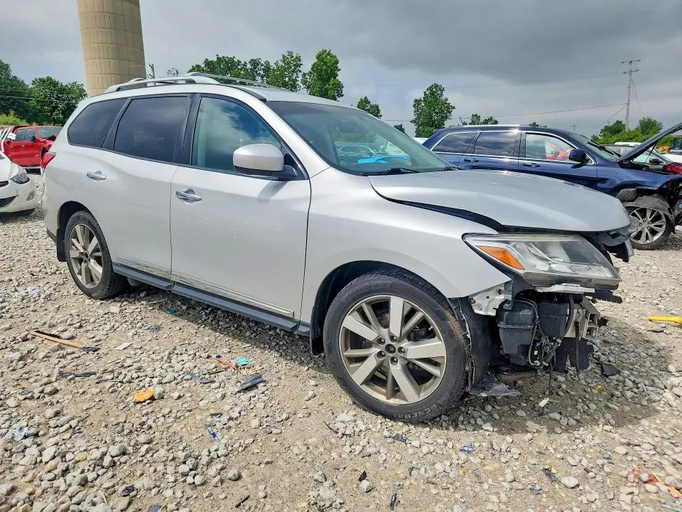 2015 NISSAN PATHFINDER S  