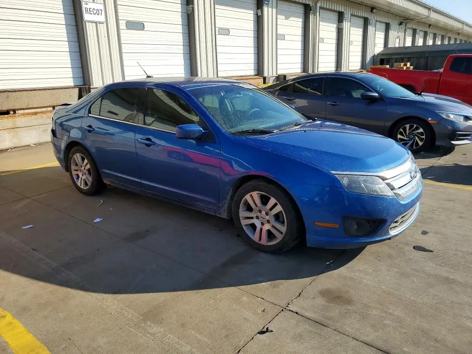 2011 FORD FUSION SE  