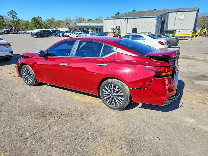 2024 NISSAN ALTIMA SV  