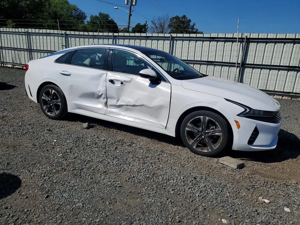 2021 KIA K5 EX  