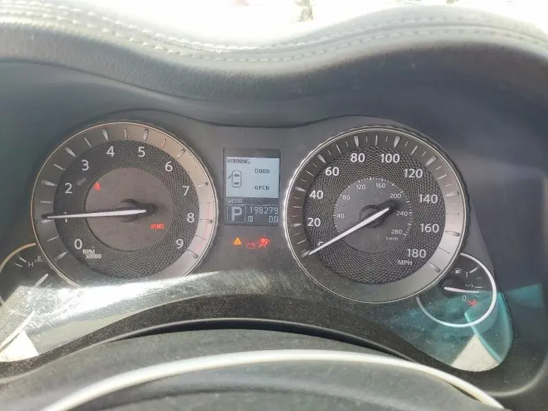 2011 INFINITI M37 BASE  