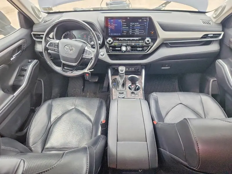 2022 TOYOTA HIGHLANDER LIMITED  