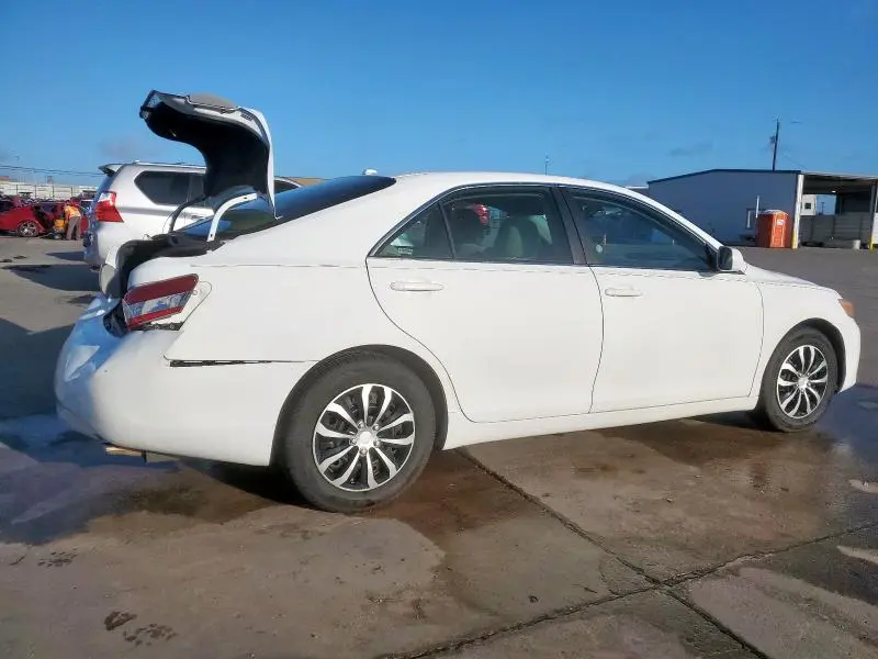 2010 TOYOTA CAMRY BASE  