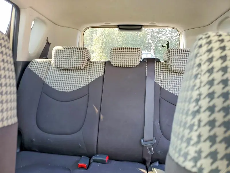 2010 KIA SOUL +  