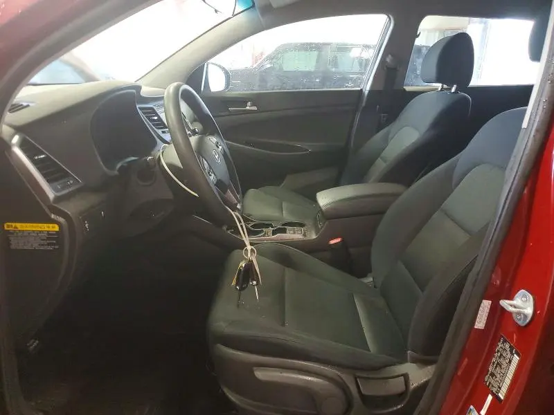 2018 HYUNDAI TUCSON SE  