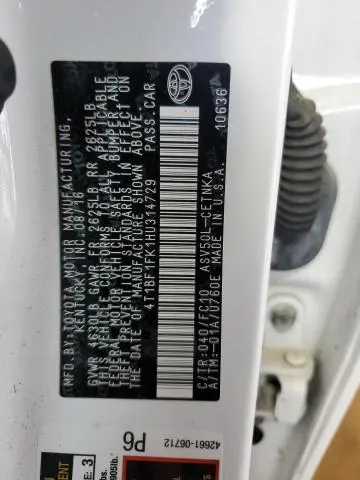 2017 TOYOTA CAMRY LE  