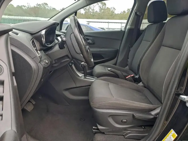 2017 CHEVROLET TRAX 1LT  