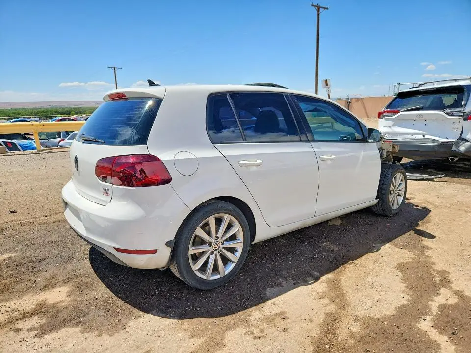 2013 VOLKSWAGEN GOLF   