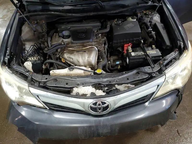 2012 TOYOTA CAMRY XLE  