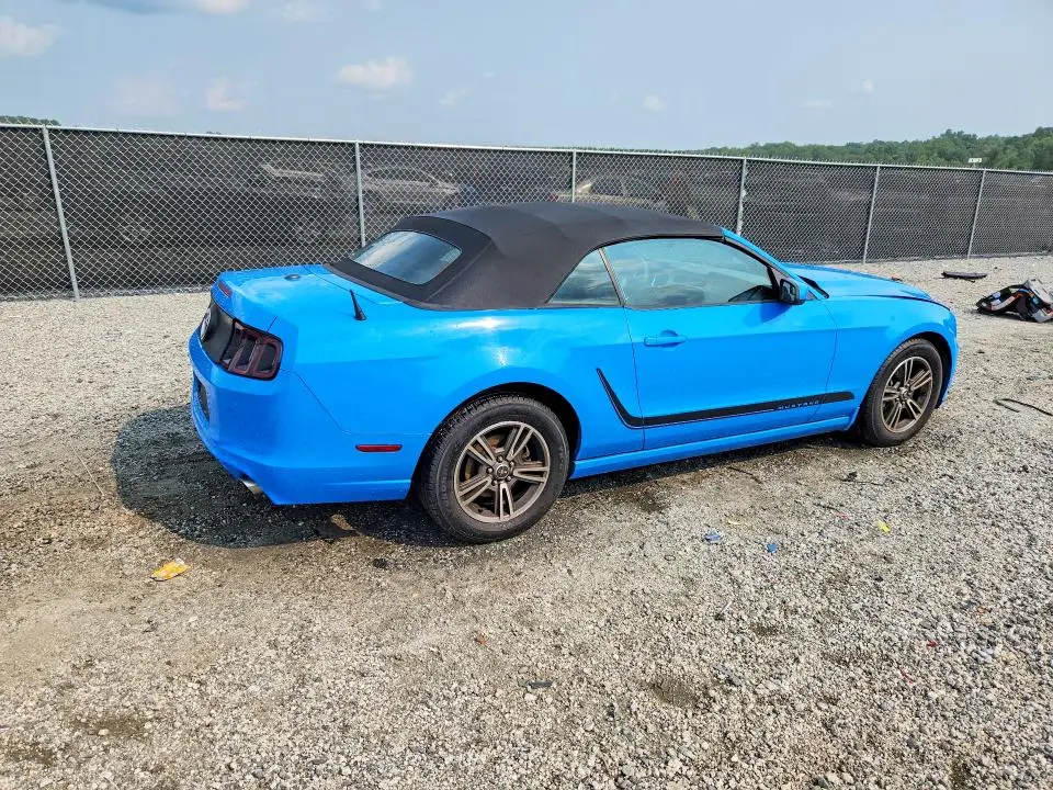 2013 FORD MUSTANG   