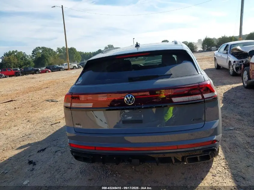 2025 VOLKSWAGEN ATLAS CROSS SPORT 2.0T SEL R-LINE BLACK