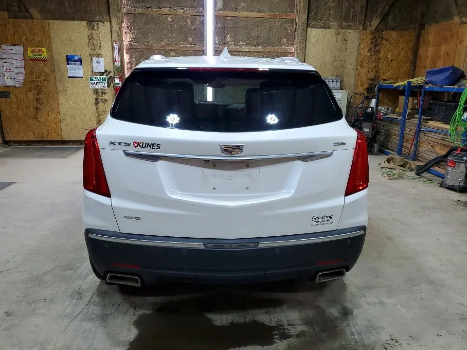2017 CADILLAC XT5 LUXURY  
