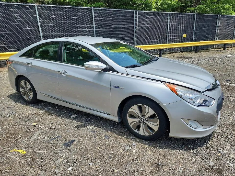 2013 HYUNDAI SONATA HYBRID  